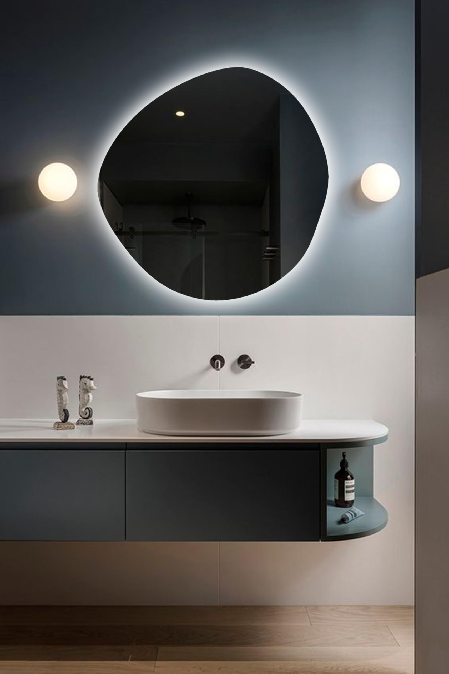 Round | Asymmetrical Mirror with Lights